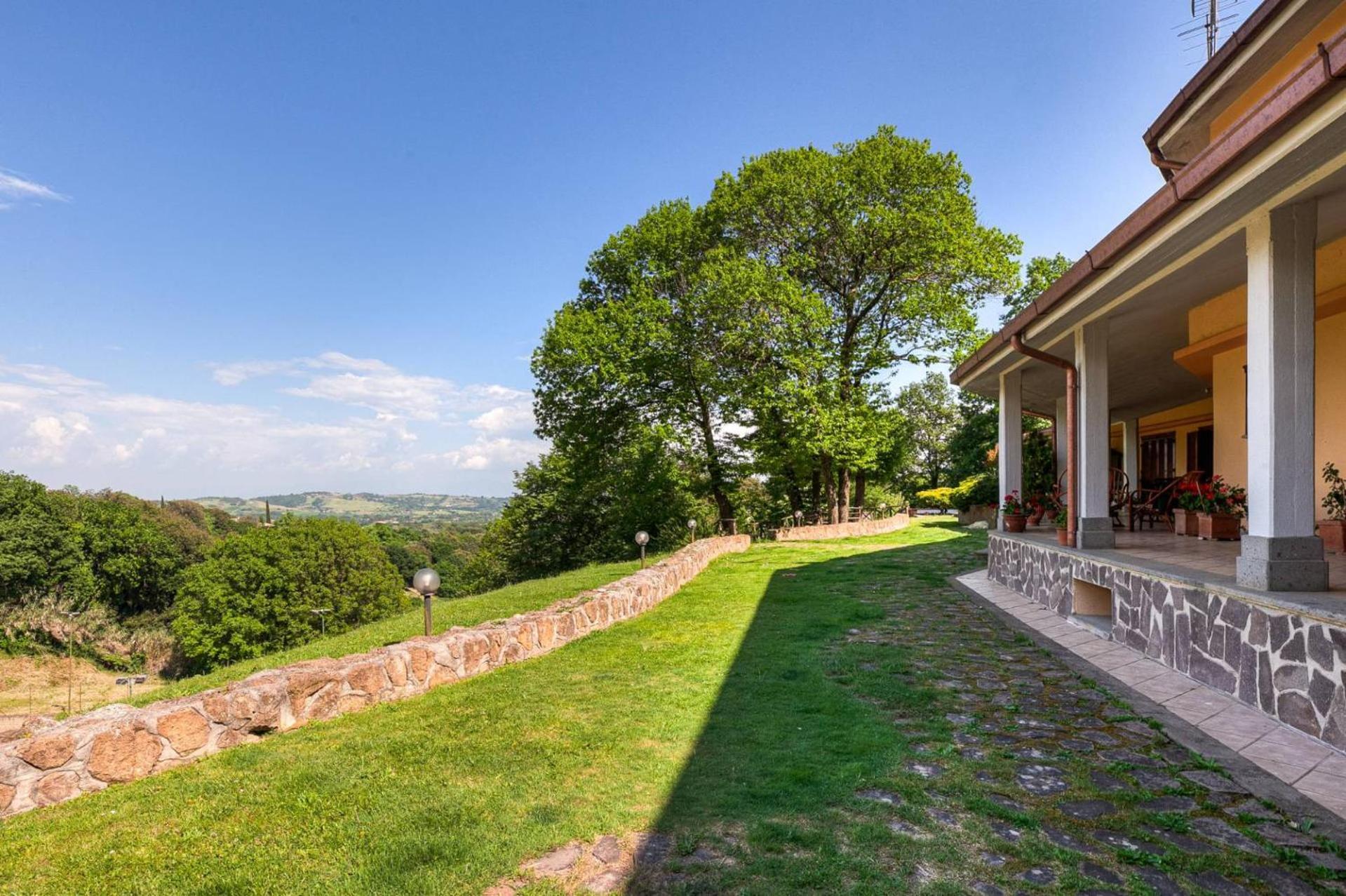 Villa Carolina - Piscina E Parco Panoramico Campagnano Di Roma Exterior foto